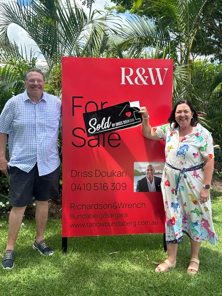 Happy vendors sold by Driss